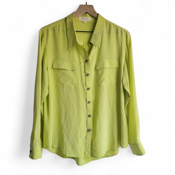 Vince Camuto Tops - 100% Silk Luxurious Chartreuse Green Button Up Blouse Turo Vince Camuto L